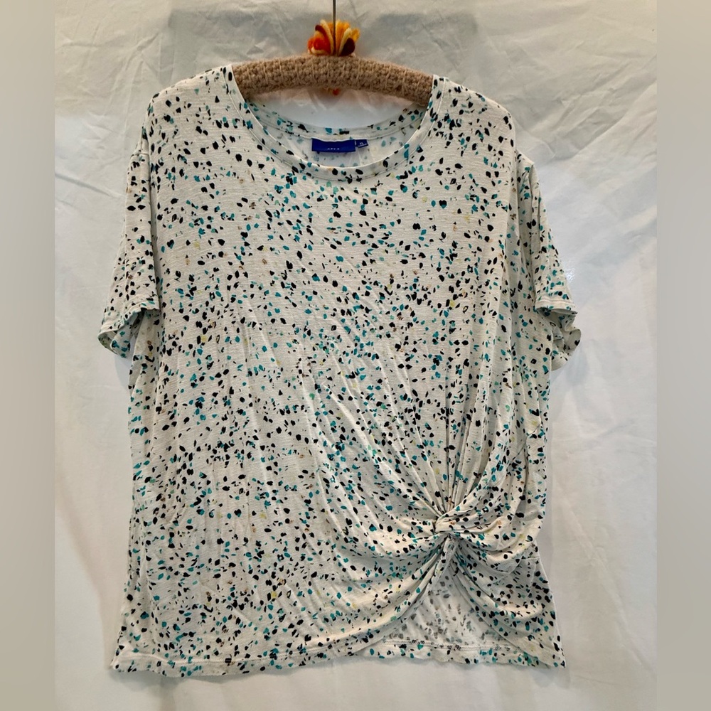 Apt. 9 White Speckled Short Sleeve Top